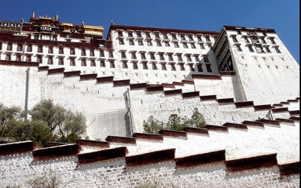 potala palace du lich trung quoc tay tang 4 - Cung điện POTALA  - tòa thành cổ kính đặc sắc của Tây Tạng