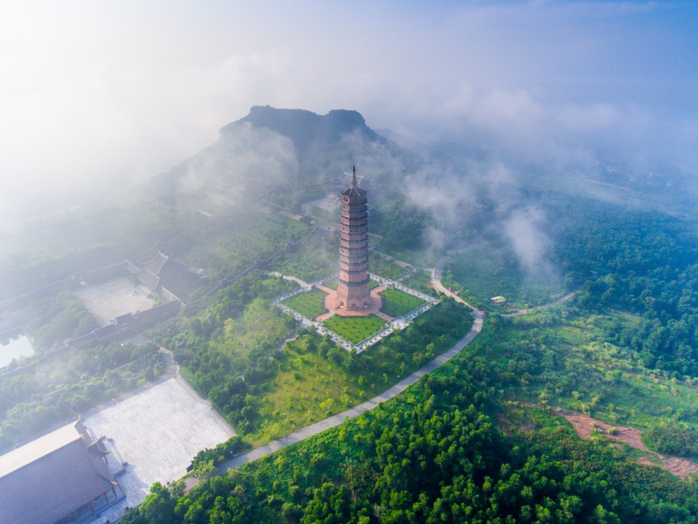 Fn2KsdeooT - Tour Ninh Bình: Chùa Bái Đinh - Khu du lịch Tràng An