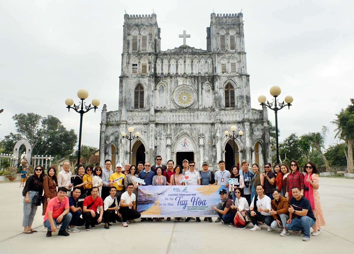 123 - Tour Tuy Hòa 3N2Đ - Đủ xa để nhớ, đủ gần để yêu