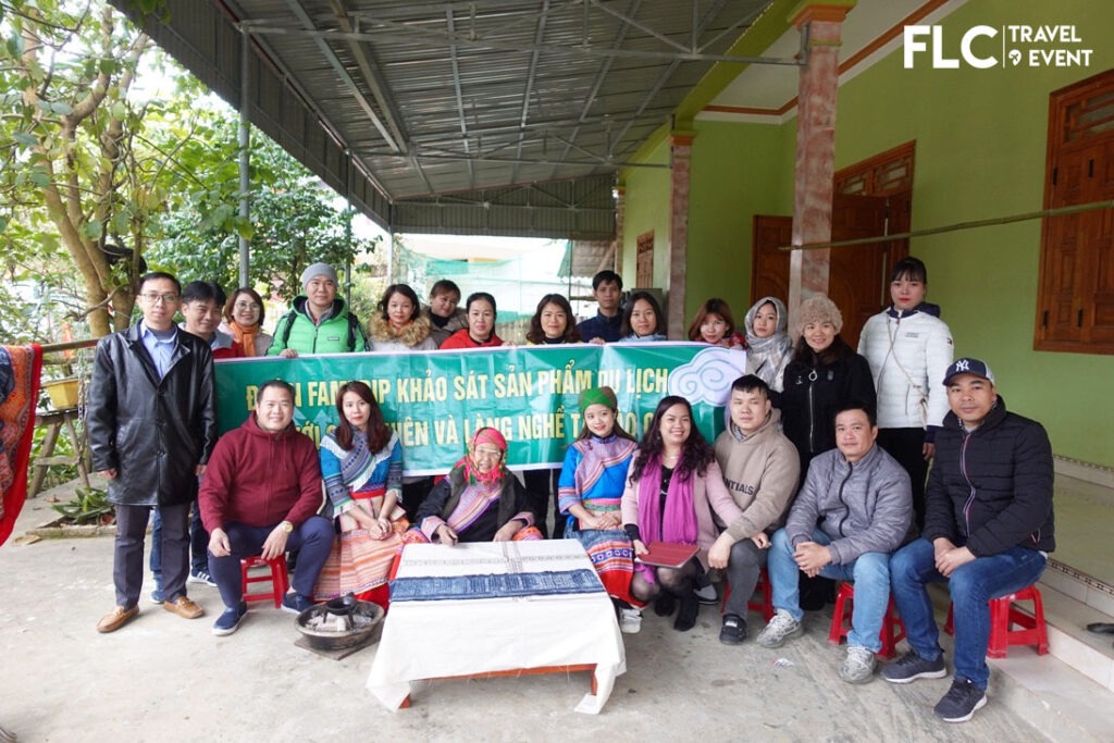 su kien lao cai 4 1024x683 - FAMTRIP - Phát triển du lịch chợ phiên gắn với làng nghề truyền thống dân tộc thiểu số tại Lào Cai