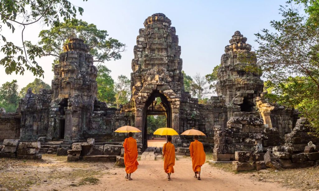 angkor wat2 2600x1560 1024x614 - Khám Phá Vương Quốc Chùa Tháp - Campuchia
