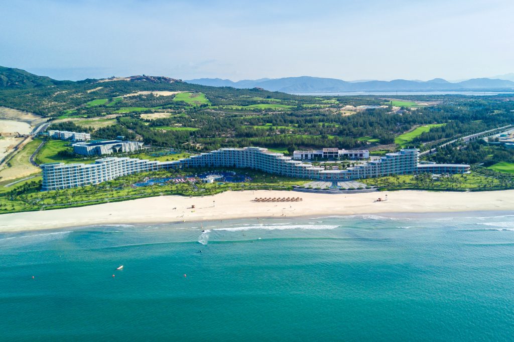 FLC Quy Nhơn Tết Âm Lịch: Nghỉ Dưỡng 5 Sao Chỉ Từ 1.450k/Phòng yH5BAEAAAAALAAAAAABAAEAAAIBRAA7 - FLC Quy Nhơn Tết Âm Lịch: Nghỉ Dưỡng 5 Sao Chỉ Từ 1.450k/Phòng